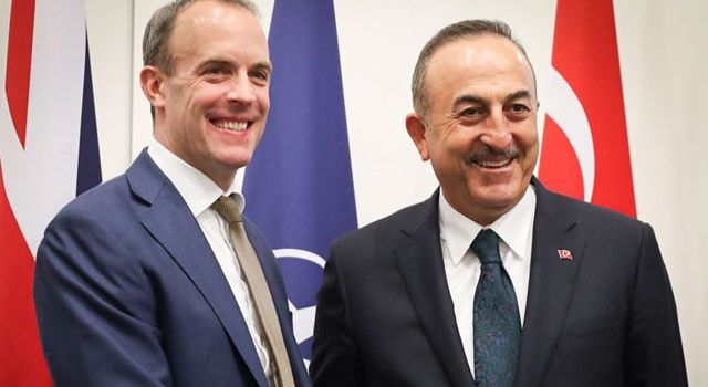 Dışişleri Bakanı Çavuşoğlu, İngiliz mevkidaşı Raab ile görüştü