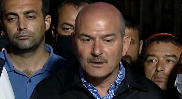 İçişleri Bakanı Soylu: Afet bölgesindeki dram üzerinden siyaset yapmak şeytanla işbirliğidir